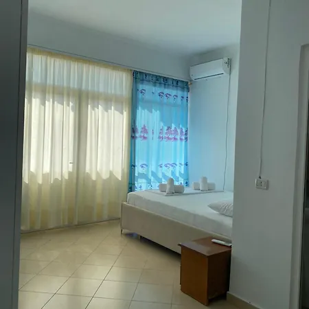 Shehu Apartament Apartment *